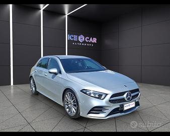 MERCEDES-BENZ A 180 d Automatic Premium
