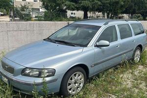 VOLVO V70 V70 II 2000 2.4 d5 Optima tg. CE107WR