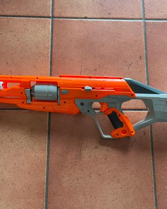 Fucile Nerf ACCUSTRIKE Alphahawk dardi