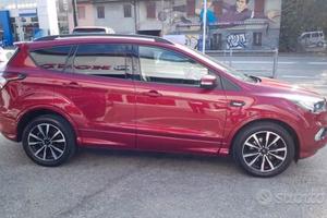 FORD KUGA ST-line 2019 benzina 150cv aut