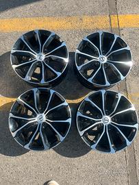 SET CERCHI VOLVO V60 USATO