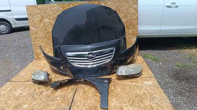 Muso Opel Insignia 2.0 CDTI anno 2011