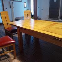 tavolo e sedie per taverna