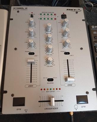 mixer DJ 
