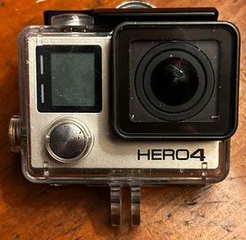 GoPro Hero 4 Black con accessori
