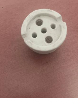Materiale elettrico antico in ceramica bianca
