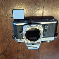 NIKON FM LEGGI