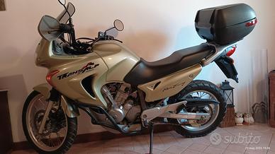 honda Transalp 650, anno 2001