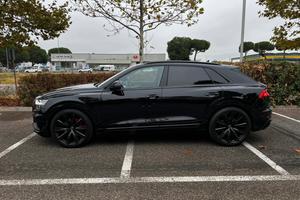 Audi Q8 50