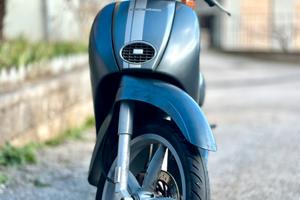 Scarabeo street 50 scooter Aprilia
