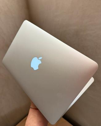 MacBook Air 11’