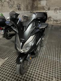 Honda forza 350 deluxe