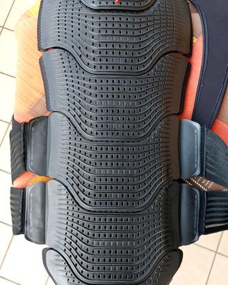 Paraschiena Dainese Manis D1 59