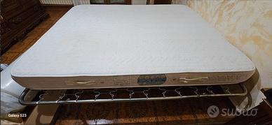 Materasso e rete metallo