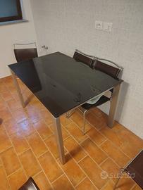 tavolo callegaris con sedie