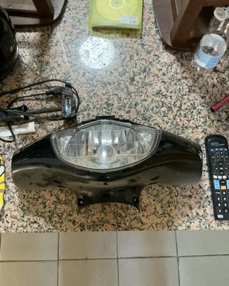 Plastica faro sh 125/150