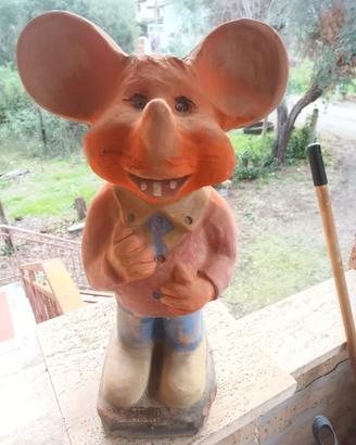 Statuette in ceramica da giardino