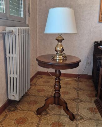 Tavolino rotondo più lampada