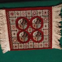RIPRODUZIONE DI TAPPETINO PERSIANO " KILIM " 