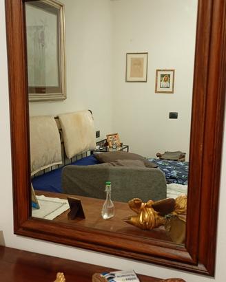Specchio antico in legno