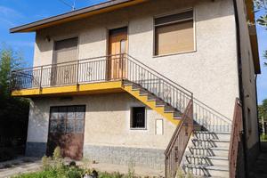 Villa indipendente con giardino privato