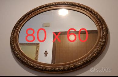 Specchio ovale antico