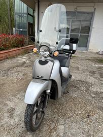 Aprilia Scarabeo 200 anno 2004 - 20.000km