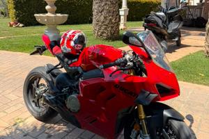 Ducati - Panigale V4s