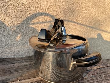 Pentola a pressione Lagostina