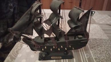 barca a vela fatta a mano