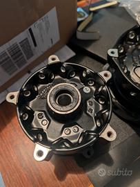 Mozzi ruota originali Aprilia Tuareg 660