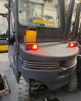 Muletto diesel targato Lugli 25q con posizionatore