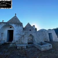 GRUPPO DI TRULLI con VISTA MARE - OSTUNI