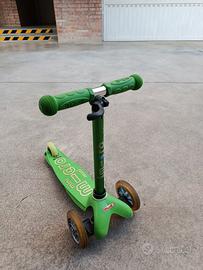 Monopattino a 3 ruote per bambini