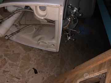 Ideal standard wc bidet sospesi con rubinetto