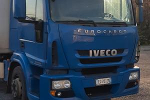 trasporto carni eurocargo 150e28 euro5