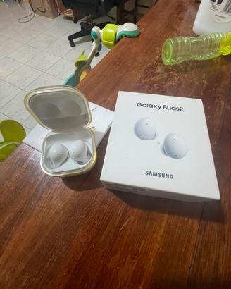 Samsung Galaxy Bud 2 s.c.m.b.i.o