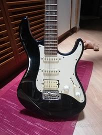 Chitarra Yamaha EG 112