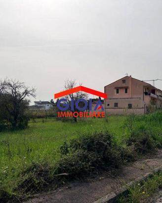 Terreno di 840 m² a Falciano del Massico