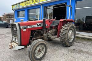 Massey Ferguson 260 con arco di protezione