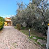 VILLA SINGOLA A CORIANO