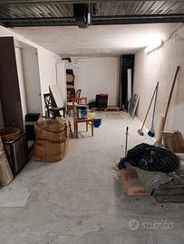 Box 21 mq in via Monte Amiata,7