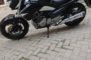 Suzuki Inazuma 250 -Come nuova - Solo 15000km