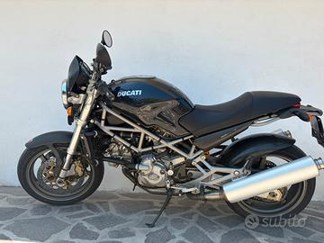 Ducati 916