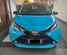 Toyota Aygo 1.0 VVT-i 69 CV 5 porte x-cite neopate