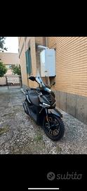 Voge SR16 125cc