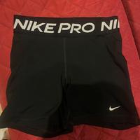 Pantaloncini nike