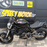 Ducati Monster 821 dark