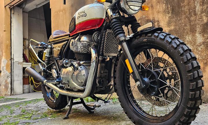 Royal Enfield Interceptor - 2021