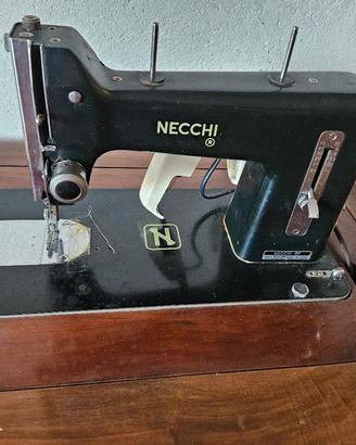 Macchina da cucire vintage